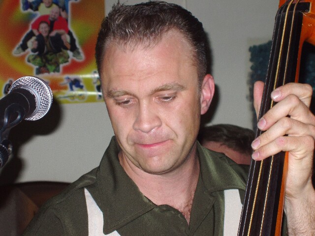 min 2004 06 13 guinguette mp   p6130102